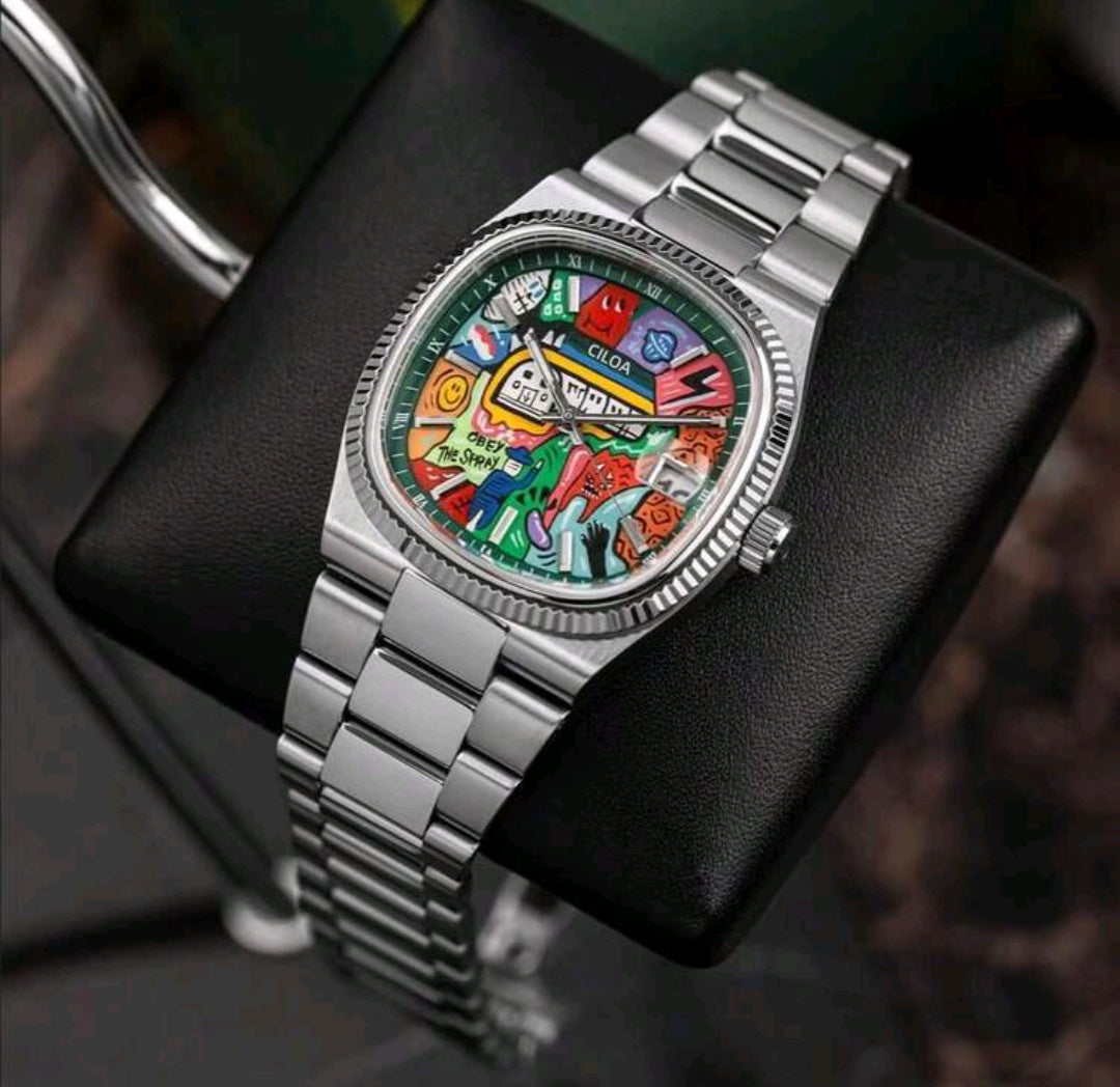 CILOA Smile-Dial Watch